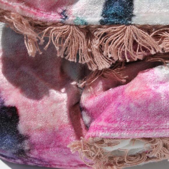 World Traveler Designer Luxury Throw Blanket 50 in X 60 in Maximalist Boho Style - Picture 12 of 15